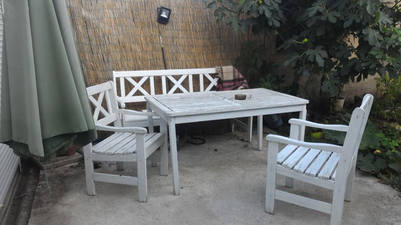 Small Guest House Odessa Buitenkant foto